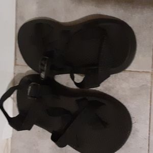 ChACO sandalia  size  6 men